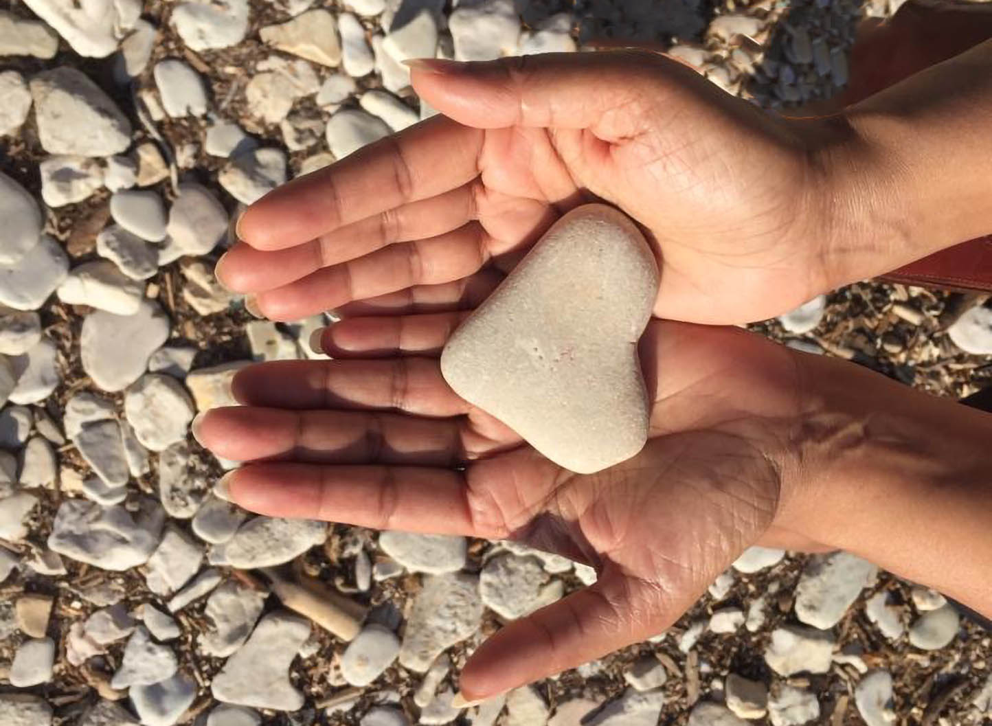 picture my hands with stone heart